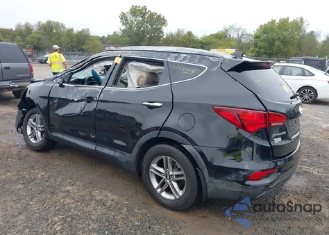 2017 Hyundai Santa Fe Sport z USA, uszkodzony, nr VIN 5NMZUDLB7HH008981